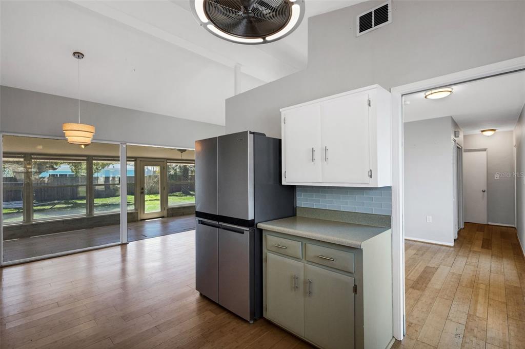 11436 Ridgewood Circle Seminole, FL 33772 - Photo 18 of 38 a kitchen with a refrigerator and a sink