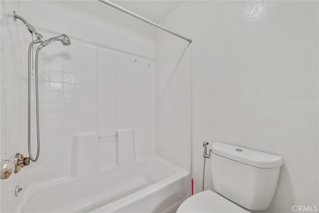 19121 Broken Bow Drive Riverside, CA 92508 - Photo 30 of 35