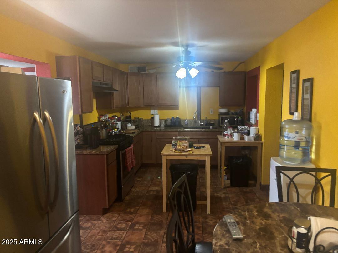 1819 West Chipman Road Phoenix, AZ 85041 - Photo 3 of 4 1819 ch