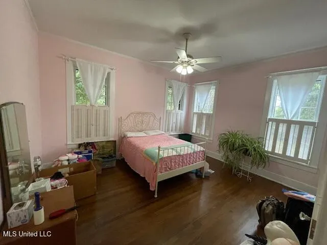 $229,500 | 300 High Street, Greenwood, MS 38930