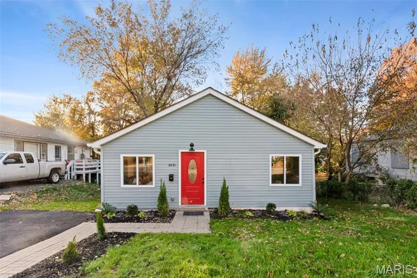 $170,000 | 3221 Suncrest Avenue, St. Louis, MO 63114