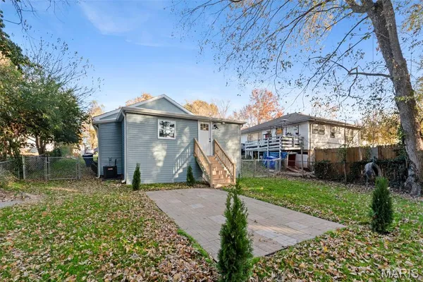 $170,000 | 3221 Suncrest Avenue, St. Louis, MO 63114
