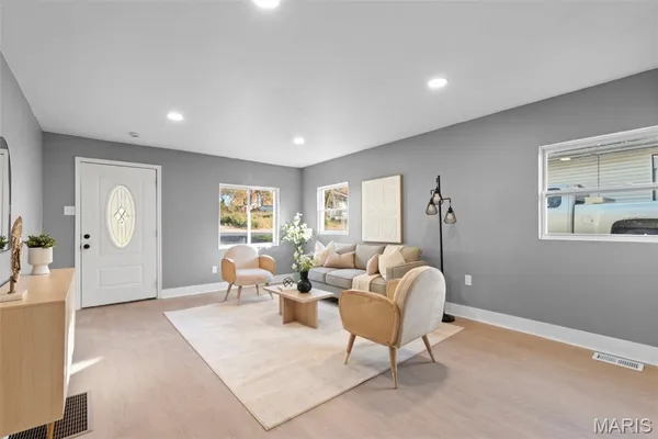 $170,000 | 3221 Suncrest Avenue, St. Louis, MO 63114