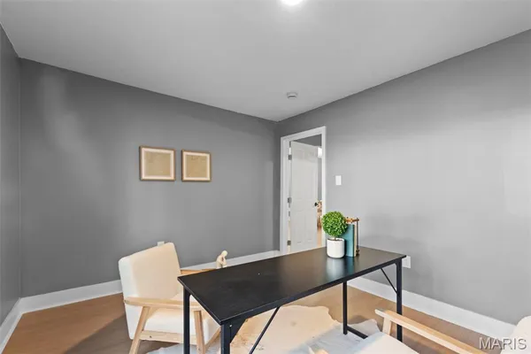 $170,000 | 3221 Suncrest Avenue, St. Louis, MO 63114