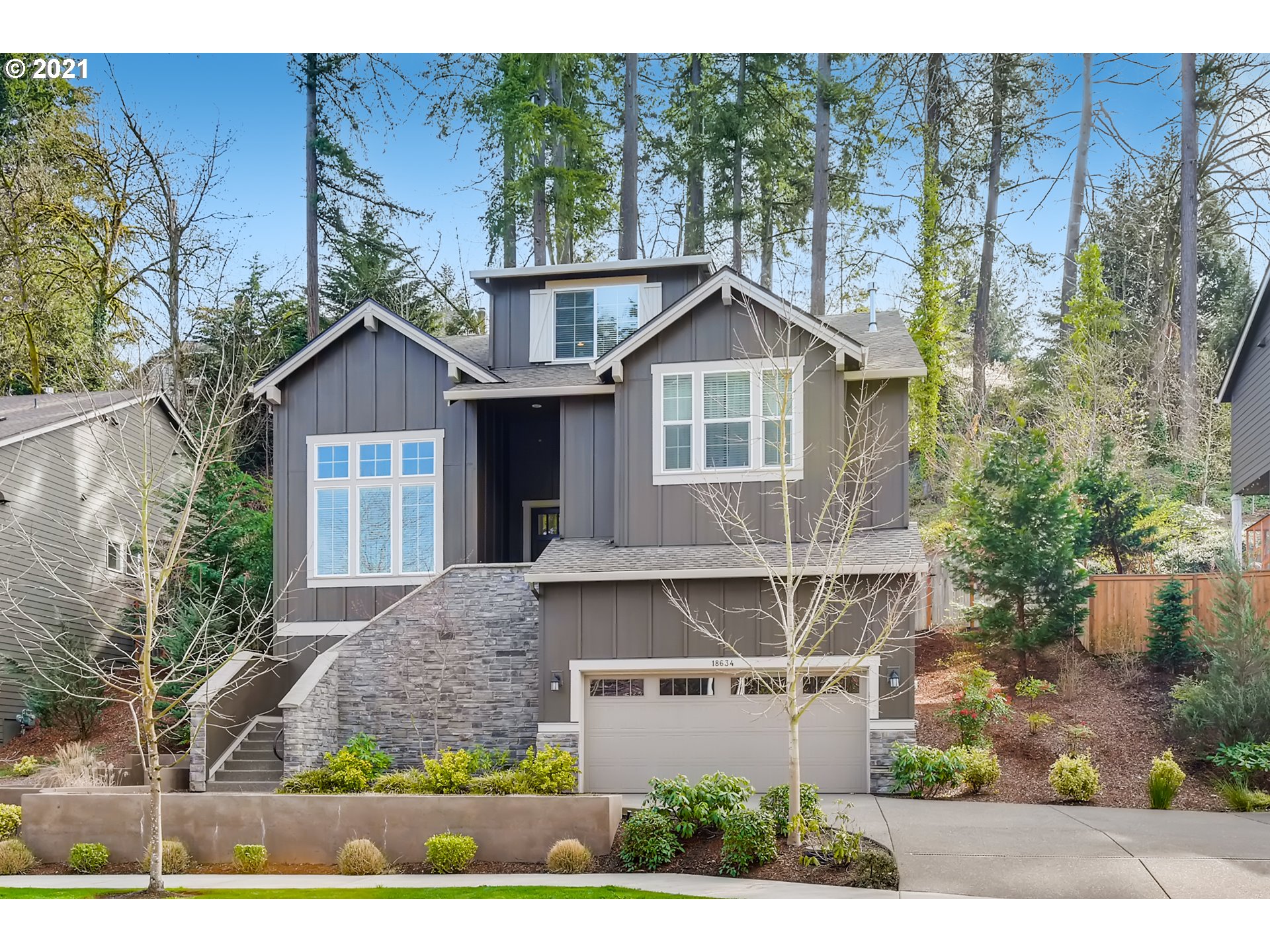 18634 Bryant Road Lake Oswego, OR 97034 - Photo 2 of 32 Gallery Image 2