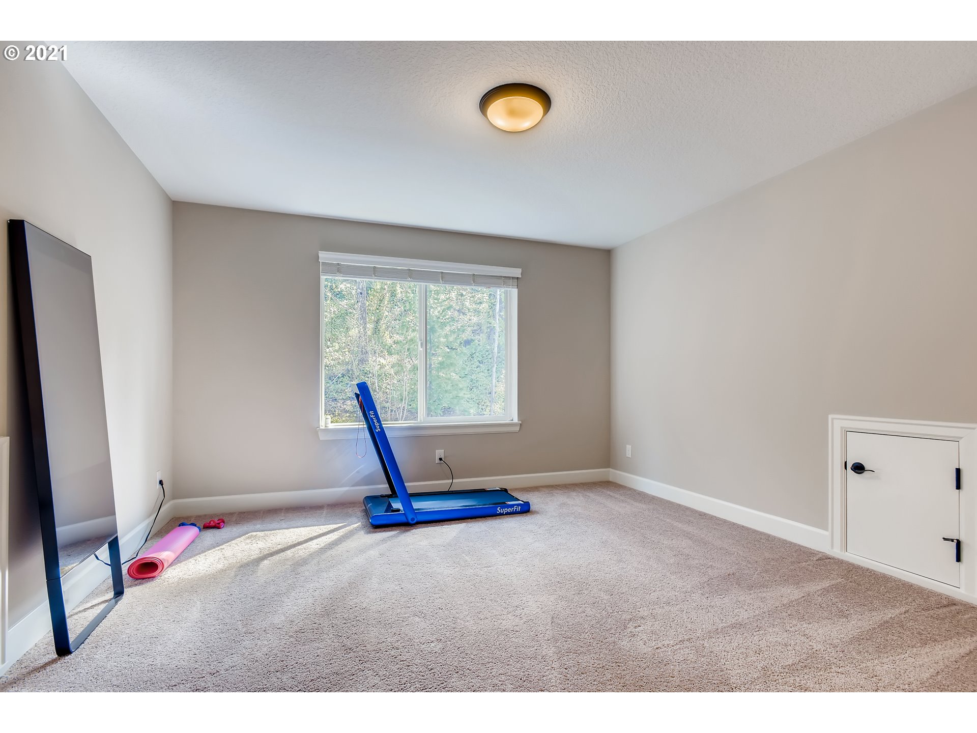 18634 Bryant Road Lake Oswego, OR 97034 - Photo 23 of 32 Gallery Image 23