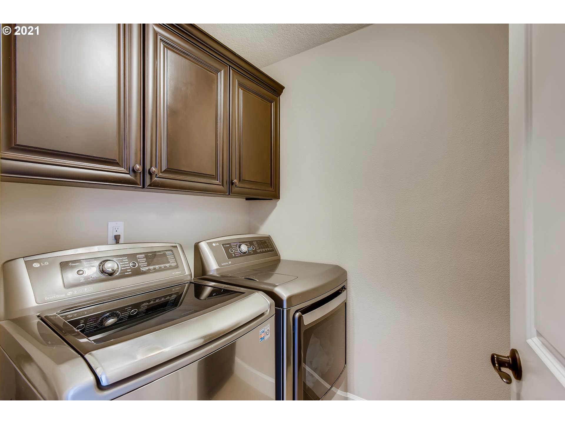 18634 Bryant Road Lake Oswego, OR 97034 - Photo 28 of 32 Gallery Image 28