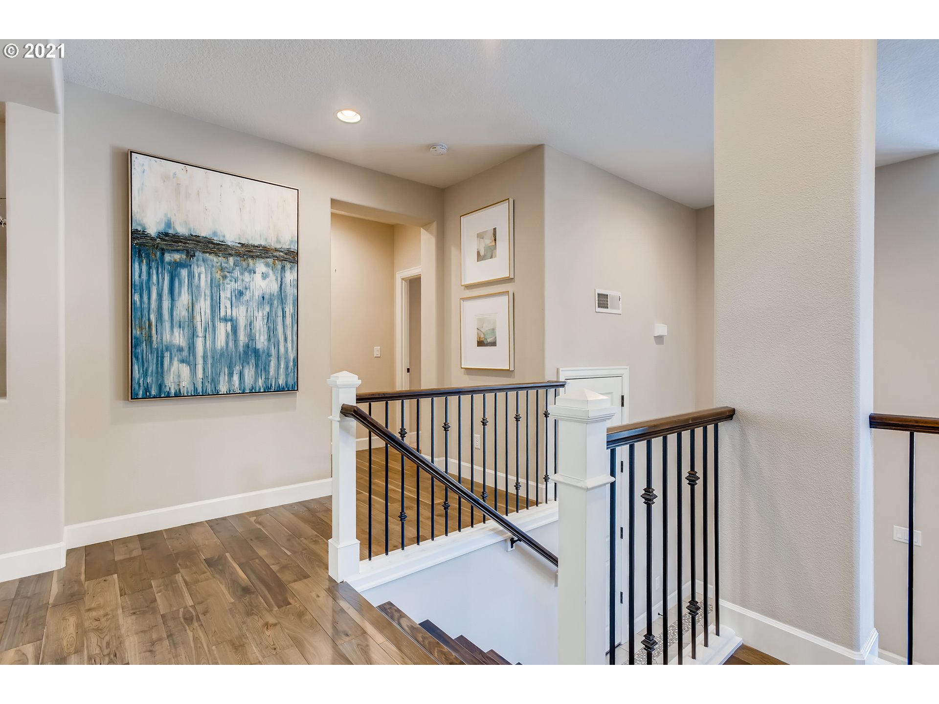 18634 Bryant Road Lake Oswego, OR 97034 - Photo 29 of 32 Gallery Image 29
