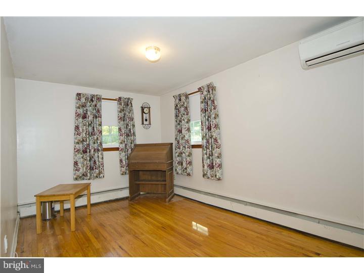 1128 Sparrow Road Audubon, PA 19403 - Photo 12 of 20 Bedroom 3