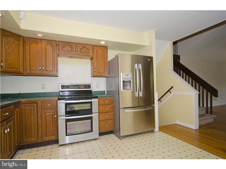 1128 Sparrow Road Audubon, PA 19403 - Photo 6 of 20 Kitchen