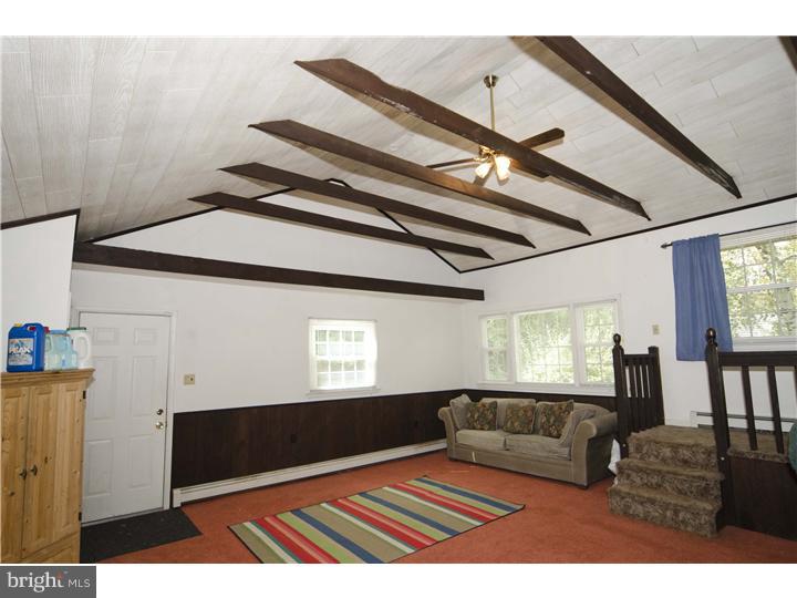 1128 Sparrow Road Audubon, PA 19403 - Photo 8 of 20 Family Room