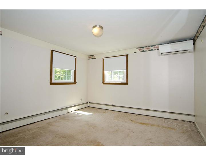 1128 Sparrow Road Audubon, PA 19403 - Photo 10 of 20 Bedroom - Main