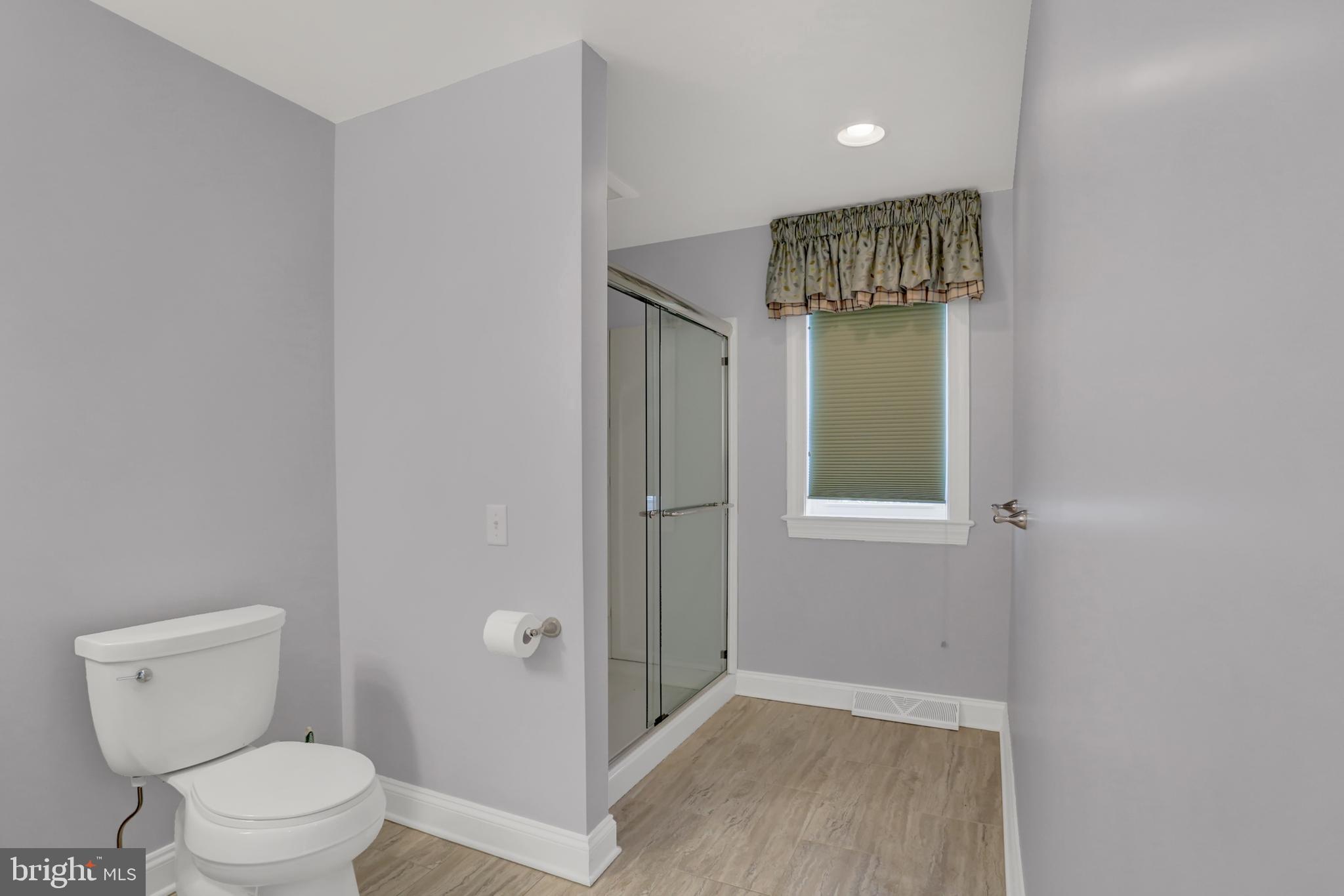 3610 Harrowgate Road York, PA 17402 - Photo 13 of 39 Gallery Image 13