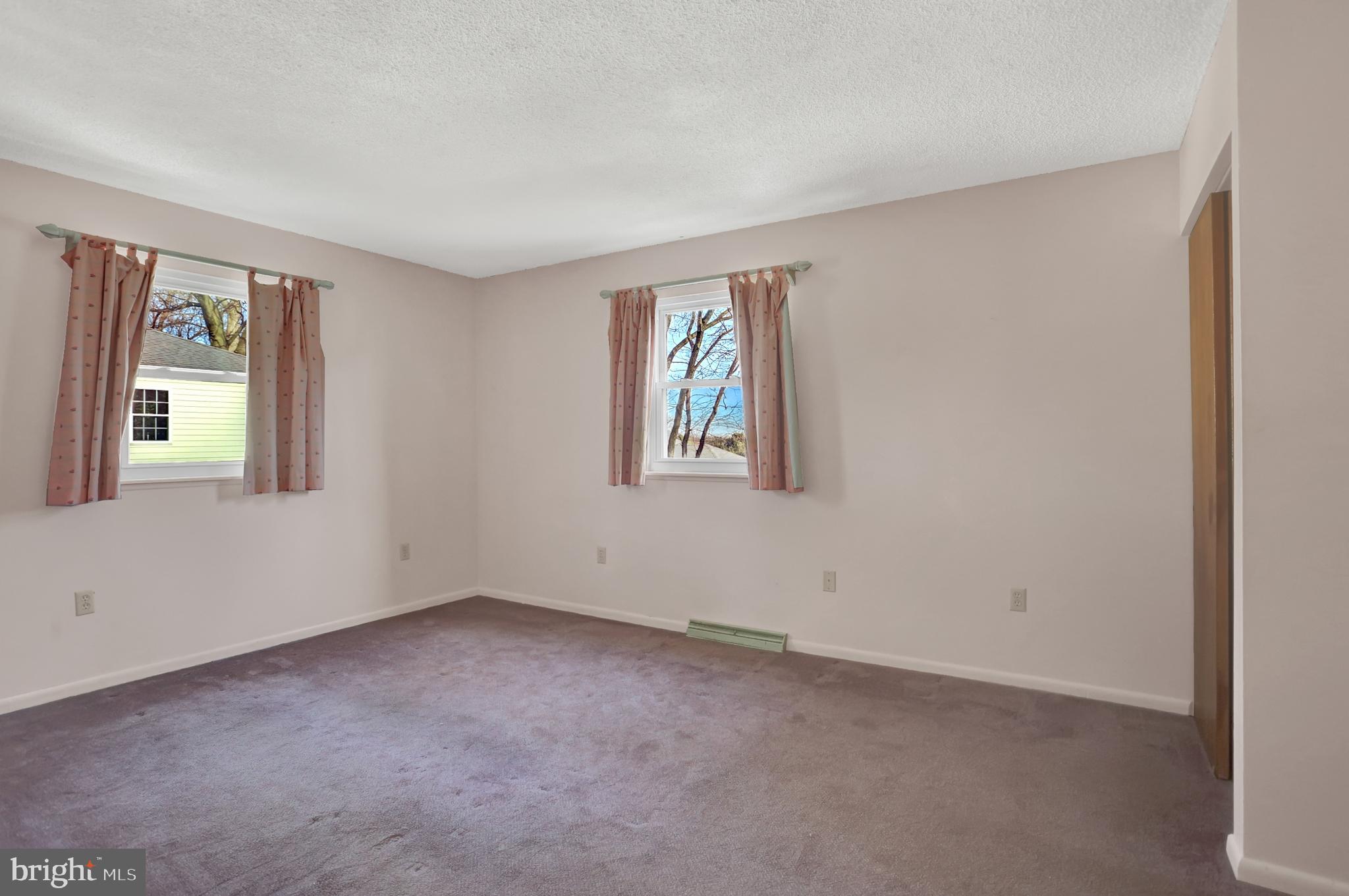 3610 Harrowgate Road York, PA 17402 - Photo 20 of 39 Gallery Image 20