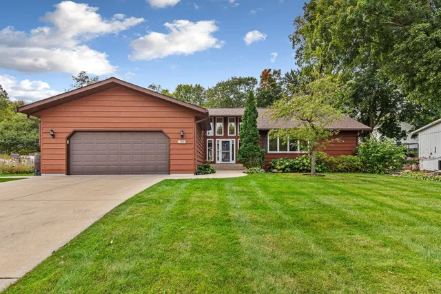 $353,800 | 1501 Greenleaf Road, Faribault, MN 55021