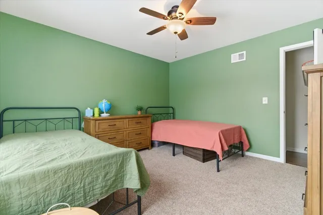 $350,000 | 214 Garnett Avenue, Winthrop Harbor, IL 60096