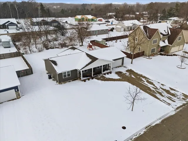 $350,000 | 214 Garnett Avenue, Winthrop Harbor, IL 60096