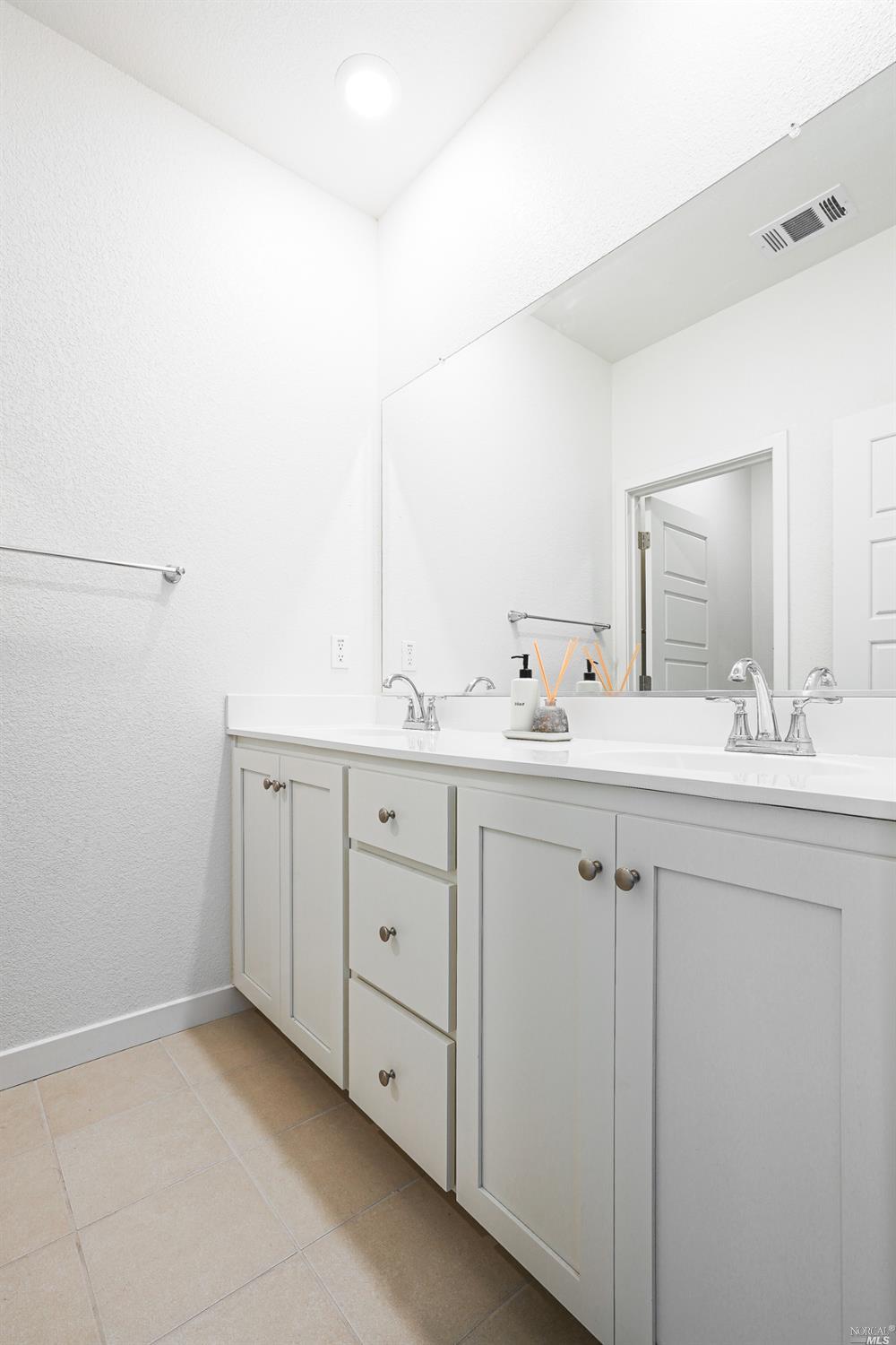 1344 Horizon Circle Fairfield, CA 94533 - Photo 31 of 45