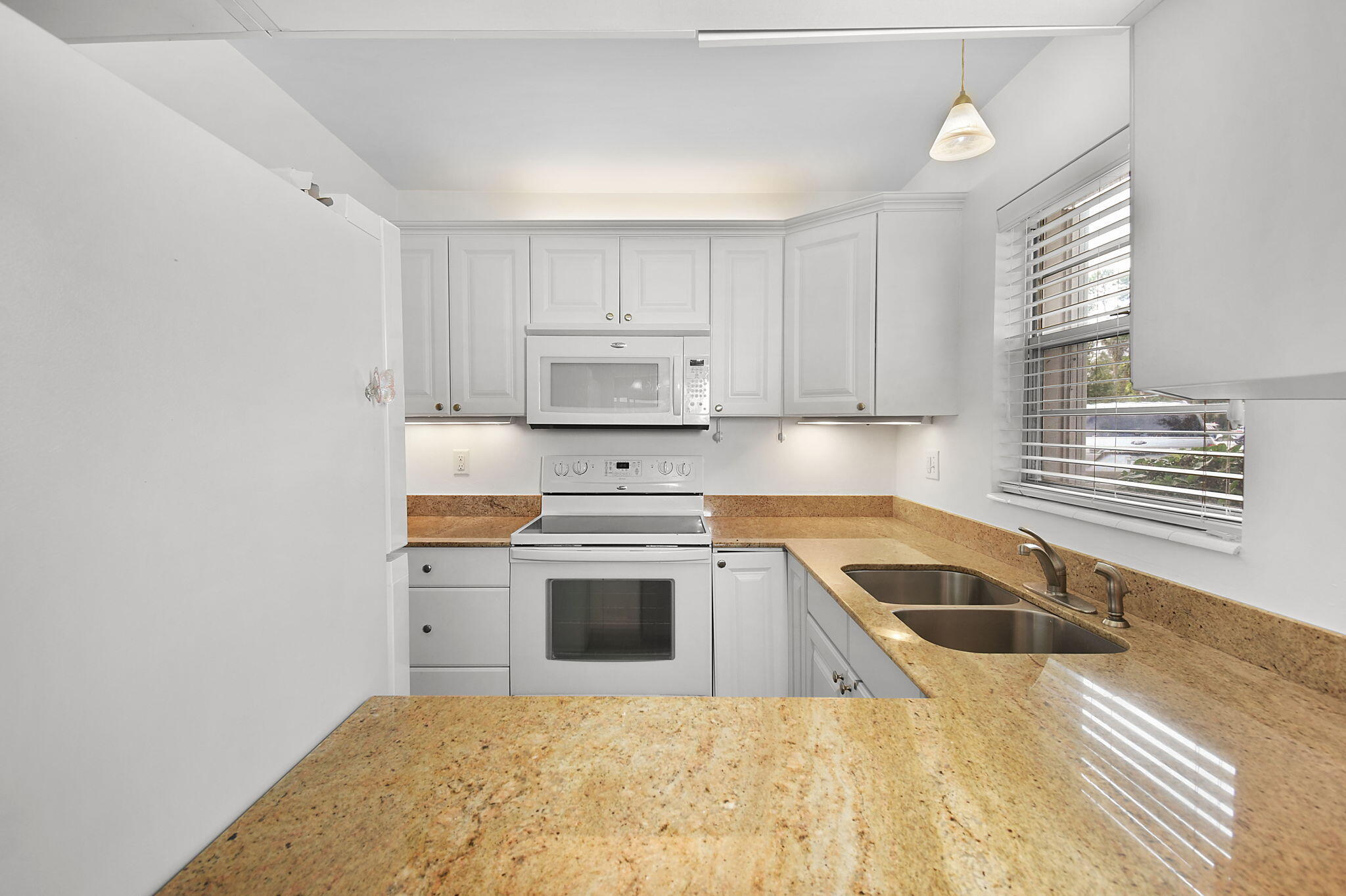 2600 Southeast Ocean Boulevard, Unit S7 Stuart, FL 34996 - Photo 5 of 38 18-web-or-mls-500_4446