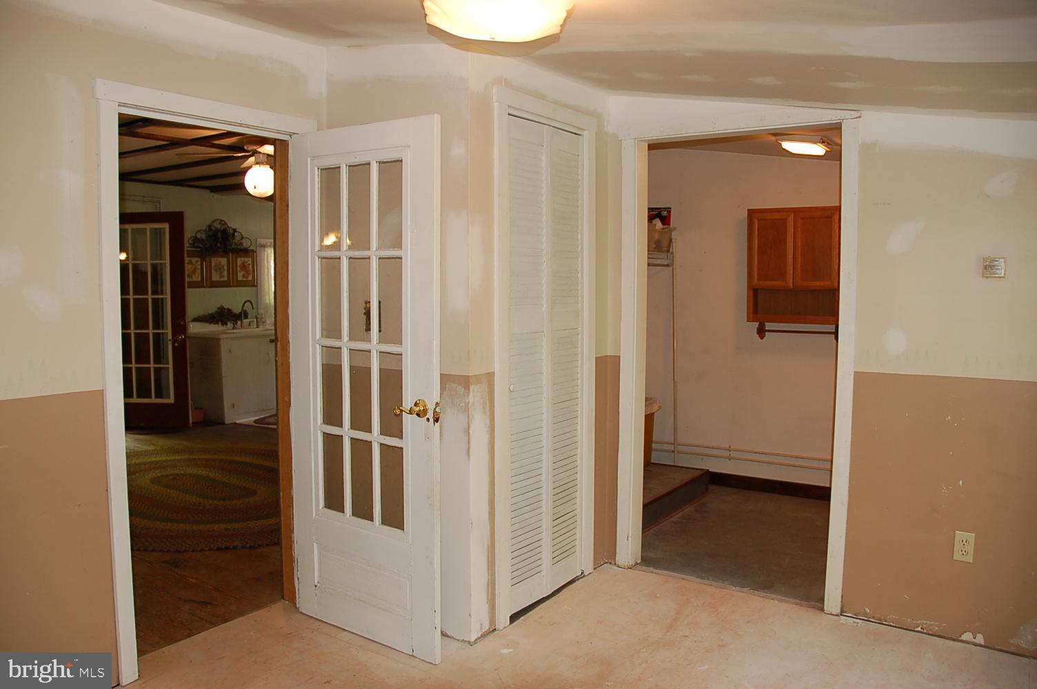 4883 Spring Road Shermans Dale, PA 17090 - Photo 23 of 37 Gallery Image 23