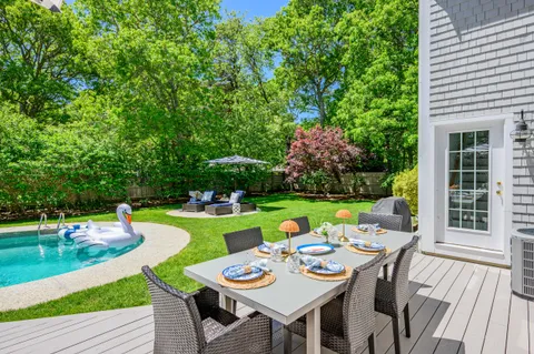 $1,700,000 | 19 Coveview Drive, South Yarmouth, MA 02664