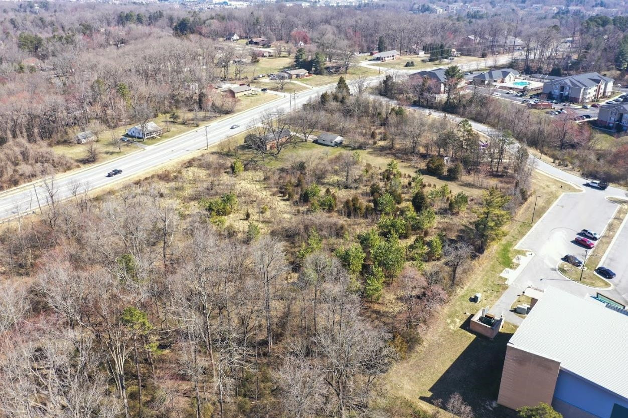 5309 Hilltop Road Greensboro, NC 27407 - Photo 6 of 8 a view of outdoor space and yard