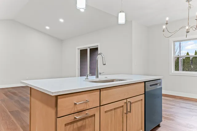 $319,900 | 404 East Sherman Street, St. Joseph, IL 61873