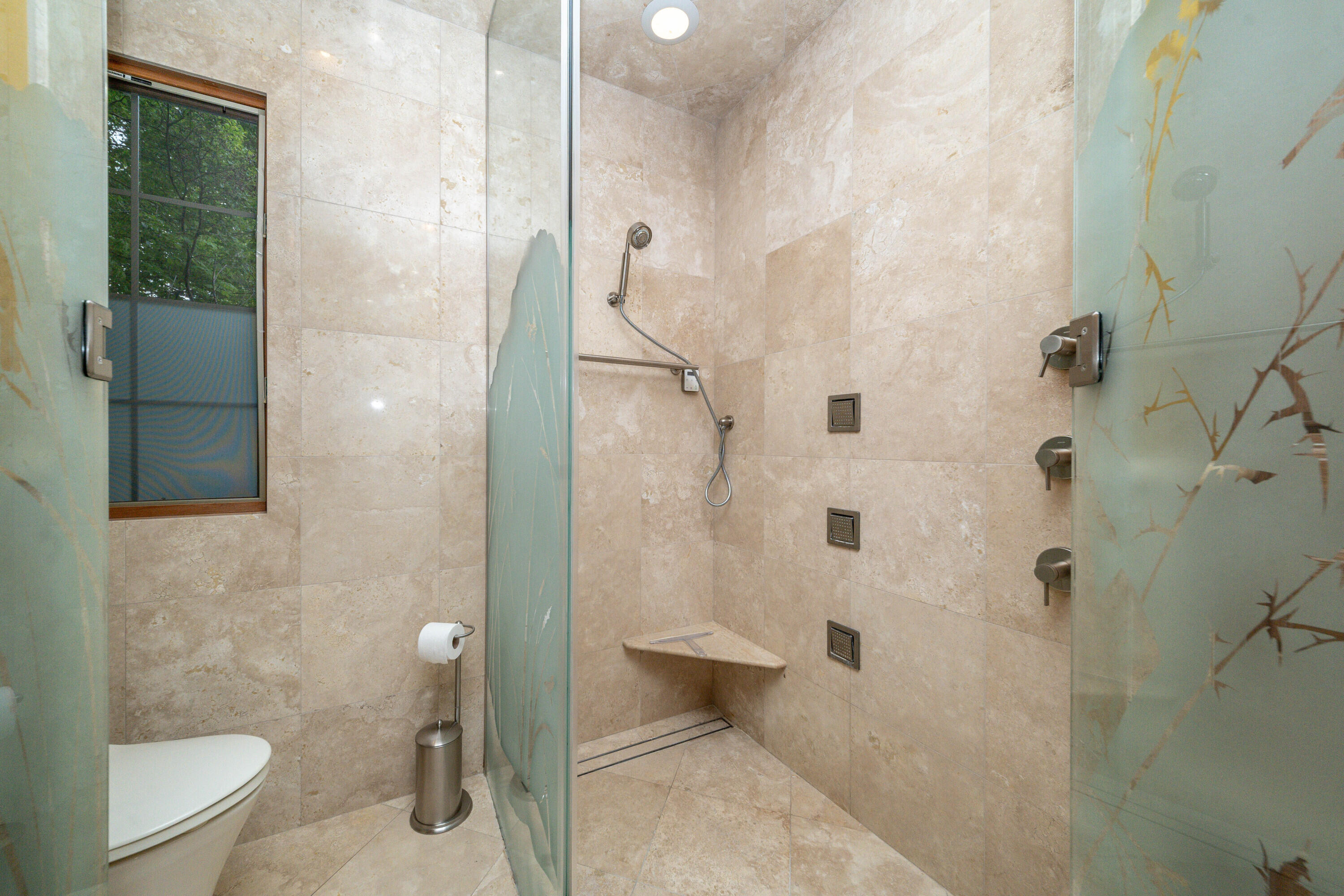 34554 Quaker Valley Road Farmington Hills, MI 48331 - Photo 21 of 56 036_28