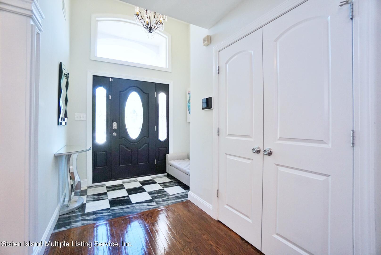 118 Covington Circle Staten Island, NY 10312 - Photo 2 of 41 (2) ENTRY FOYER
