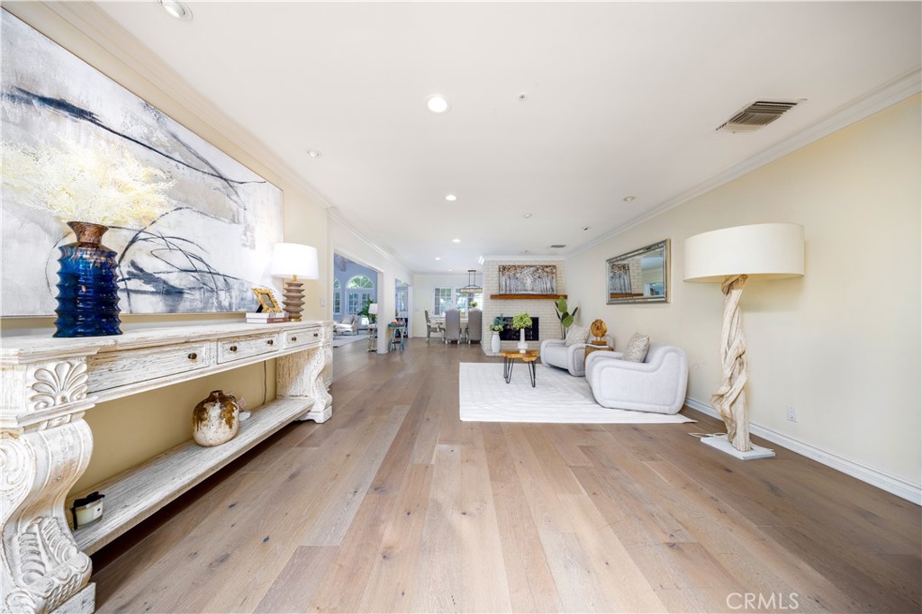 1531 Rodeo Road Arcadia, CA 91006 - Photo 4 of 29