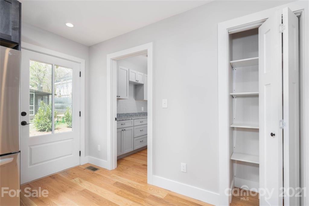 534 Fisher Road, Unit L1B Brevard, NC 28712 - Photo 11 of 33 Gallery Image 11