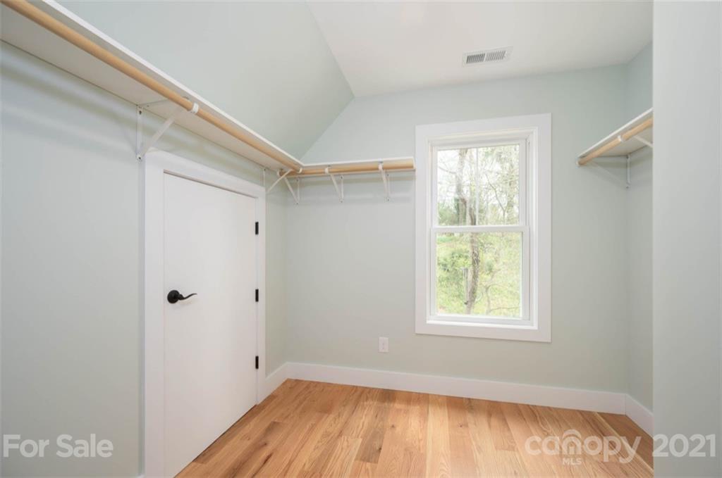 534 Fisher Road, Unit L1B Brevard, NC 28712 - Photo 20 of 33 Gallery Image 20