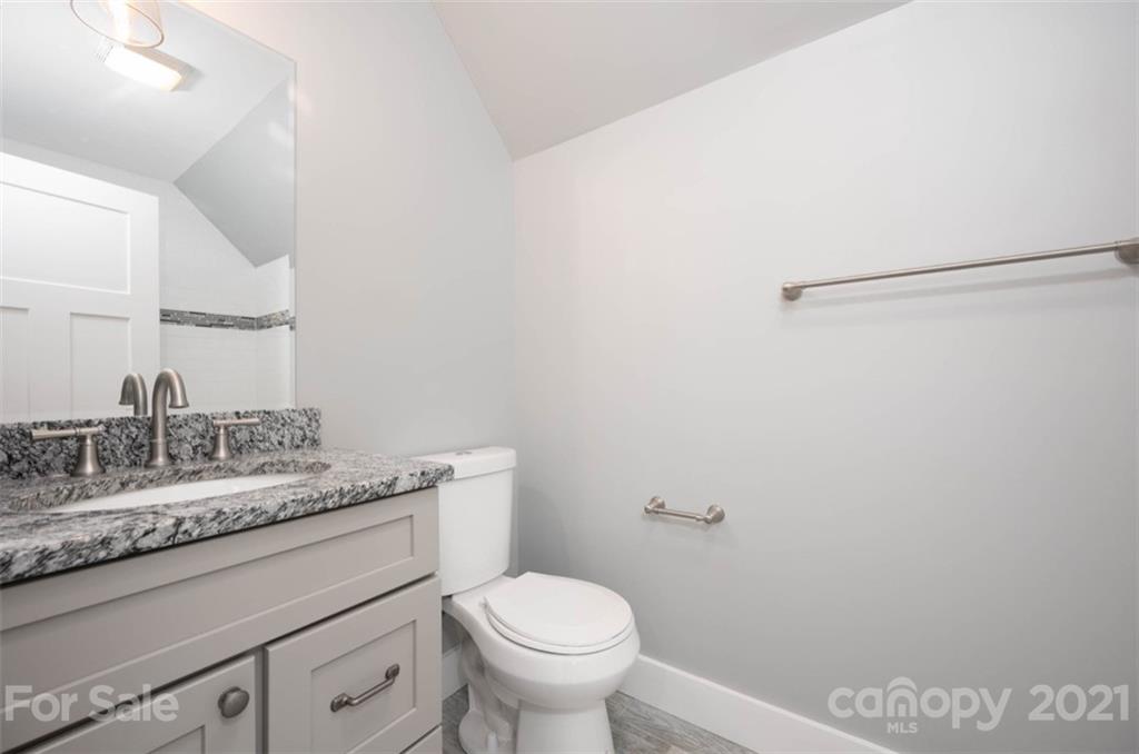 534 Fisher Road, Unit L1B Brevard, NC 28712 - Photo 23 of 33 Gallery Image 23