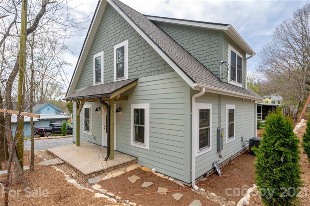 534 Fisher Road, Unit L1B Brevard, NC 28712 - Photo 26 of 33 Gallery Image 26