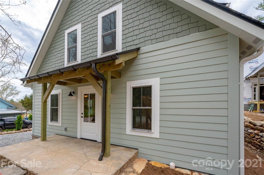 534 Fisher Road, Unit L1B Brevard, NC 28712 - Photo 31 of 33 Gallery Image 31