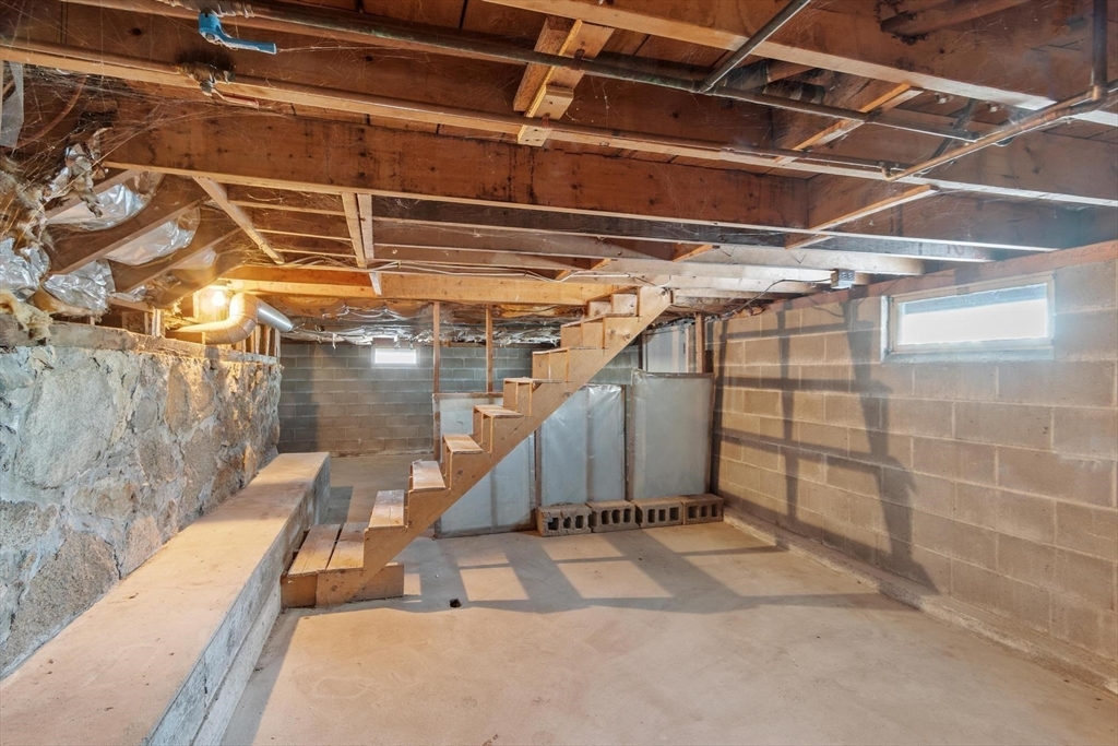 10 Fairview Road Peabody, MA 01960 - Photo 21 of 30