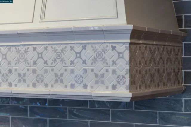 $3,250,000 | 3 Barnes Court, Moraga, CA 94556