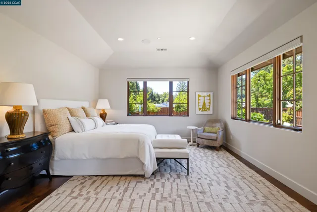 $3,250,000 | 3 Barnes Court, Moraga, CA 94556