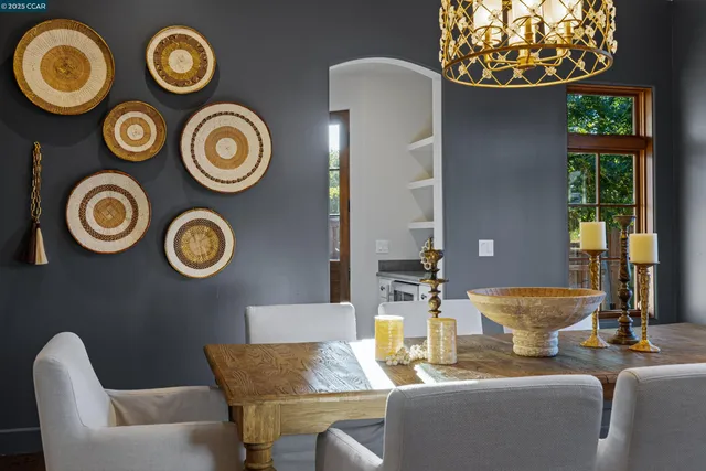 $3,250,000 | 3 Barnes Court, Moraga, CA 94556