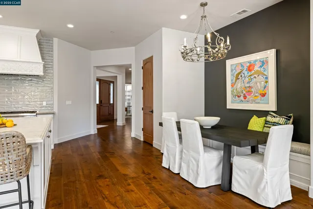 $3,250,000 | 3 Barnes Court, Moraga, CA 94556