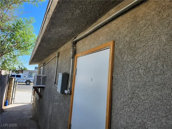 $2,100 | 3309 North Crawford Street, North Las Vegas, NV 89030