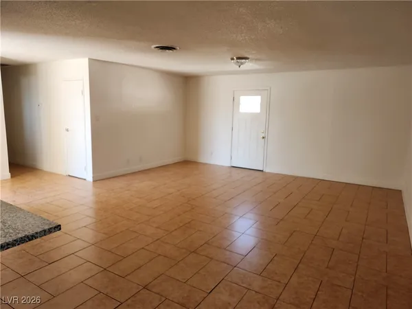 $2,100 | 3309 North Crawford Street, North Las Vegas, NV 89030