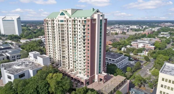 $349,900 | 300 South Duval Street, Unit 2002, Tallahassee, FL 32301
