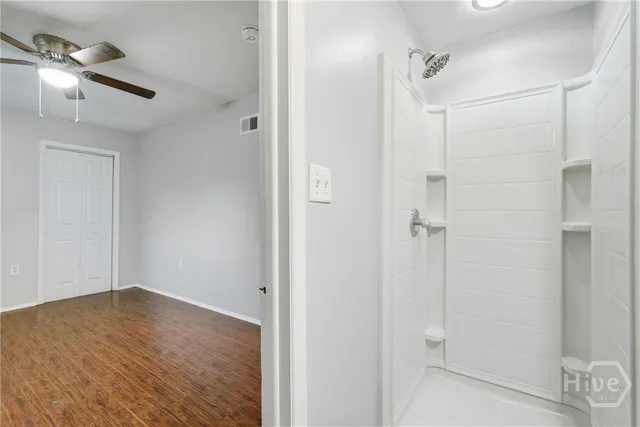 $2,450 | 401 Barnhill Drive, Savannah, GA 31406