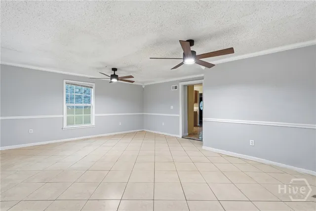 $2,450 | 401 Barnhill Drive, Savannah, GA 31406