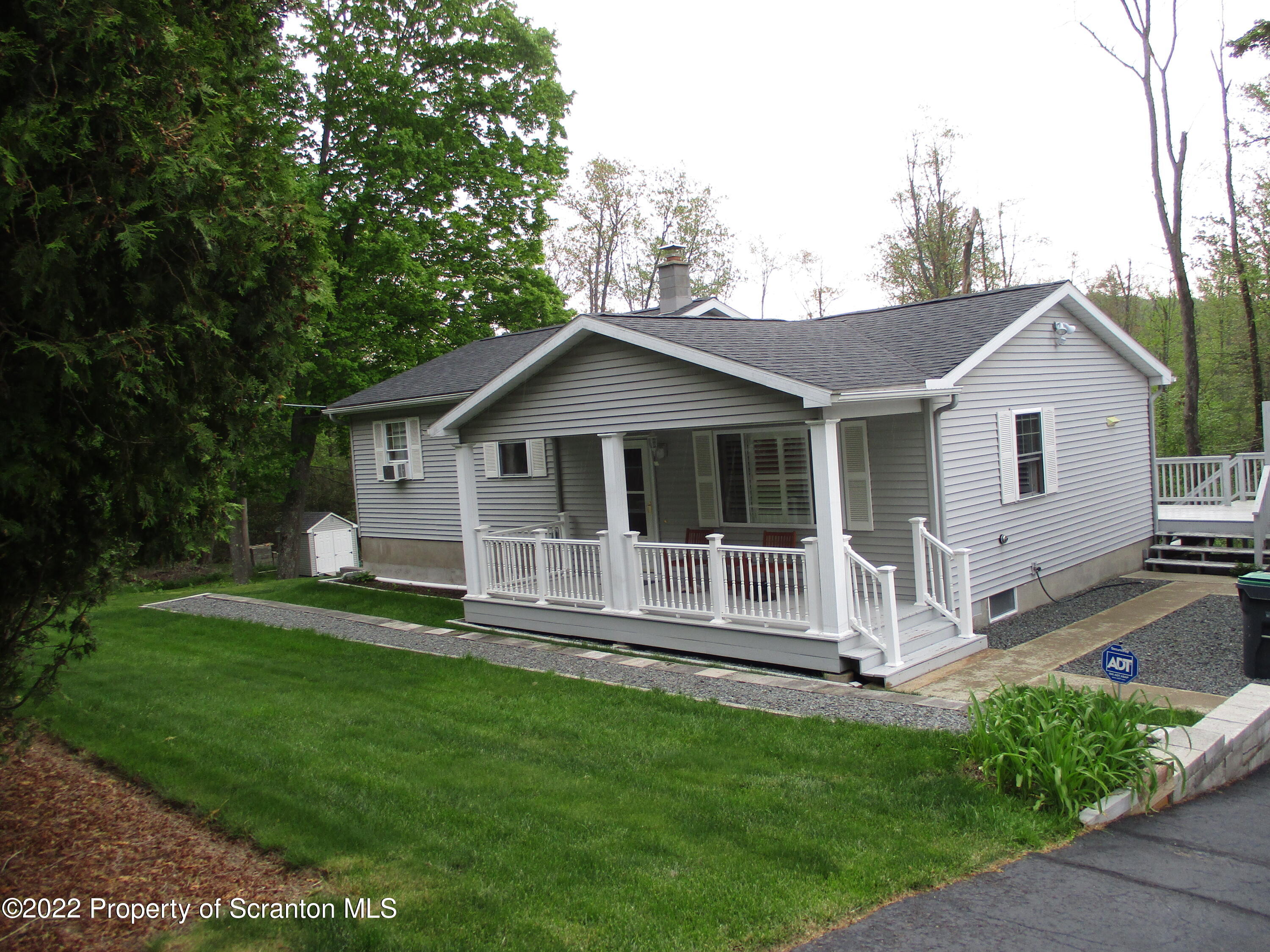 3610 Aberdeen Road Moscow, PA 18444 - Photo 1 of 30 Gallery Image 1