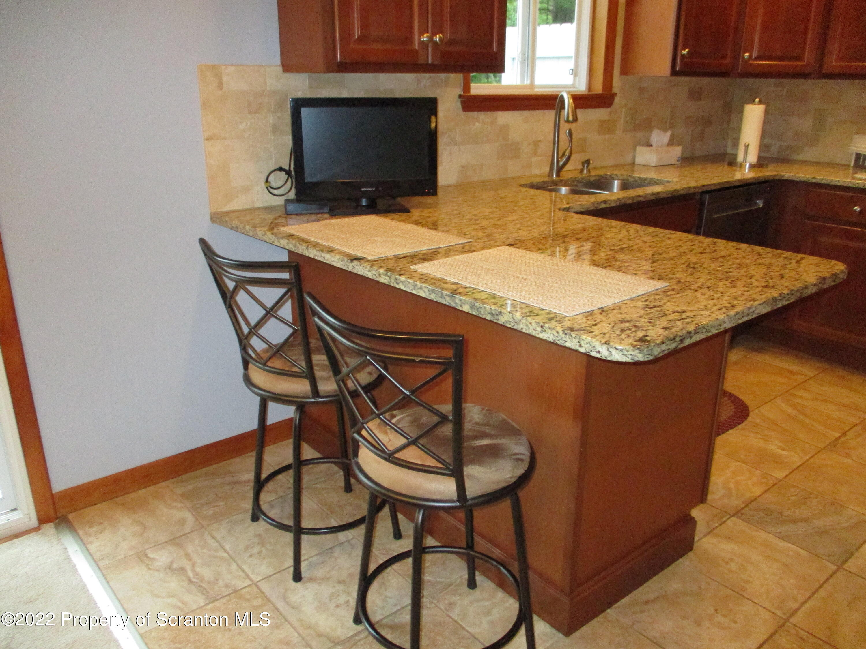 3610 Aberdeen Road Moscow, PA 18444 - Photo 11 of 30 Gallery Image 11