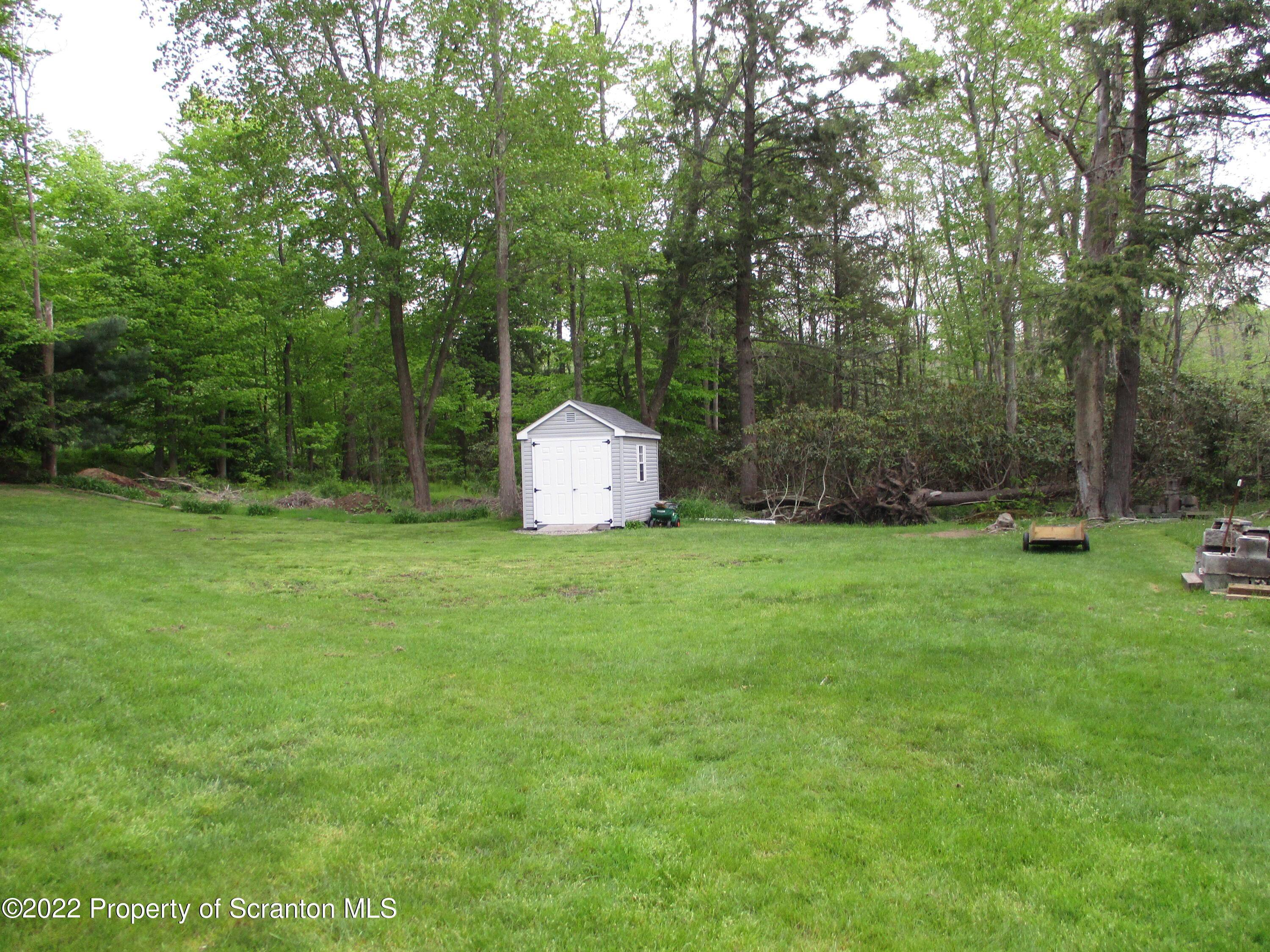 3610 Aberdeen Road Moscow, PA 18444 - Photo 25 of 30 Gallery Image 25