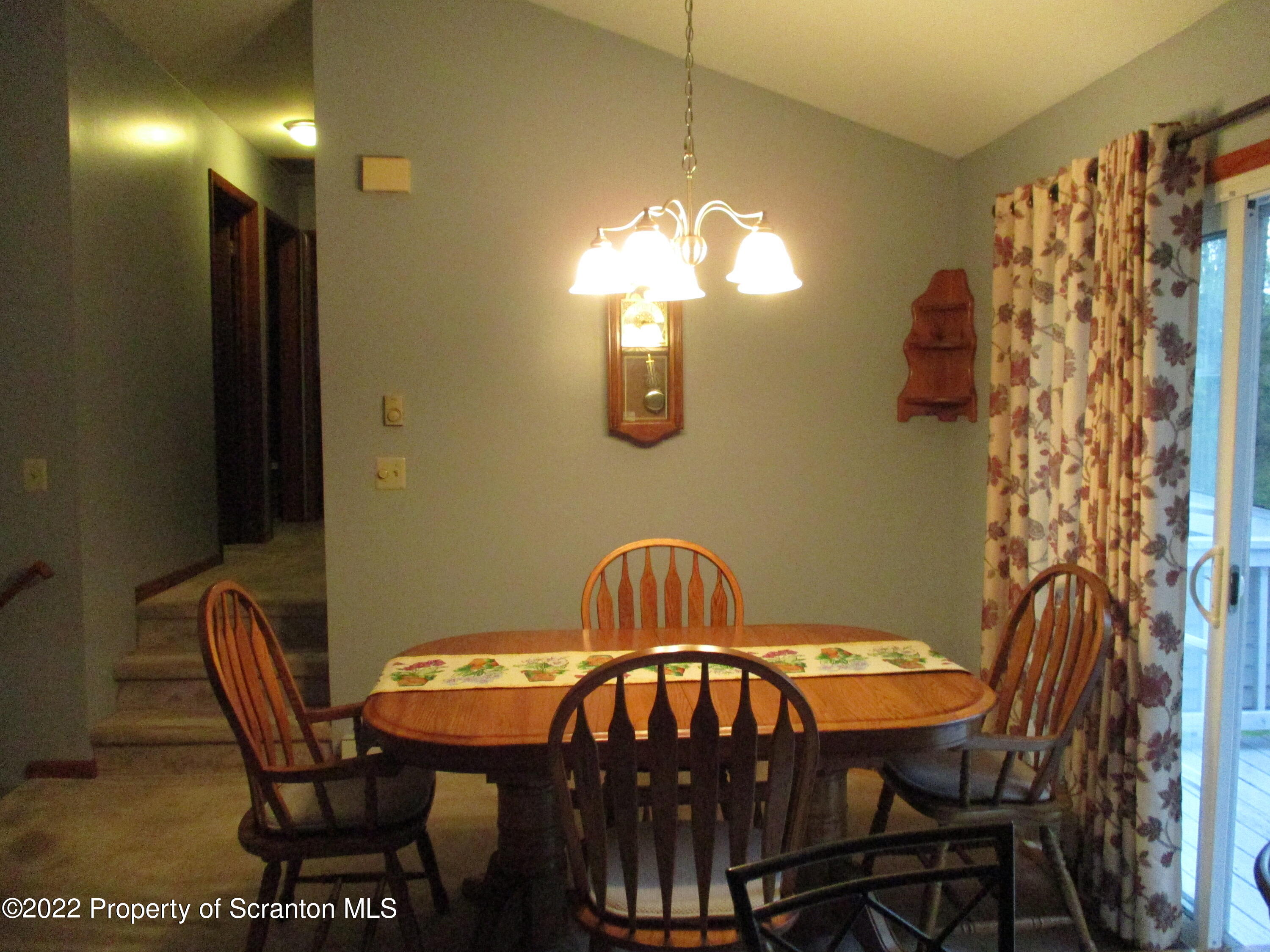 3610 Aberdeen Road Moscow, PA 18444 - Photo 6 of 30 Gallery Image 6