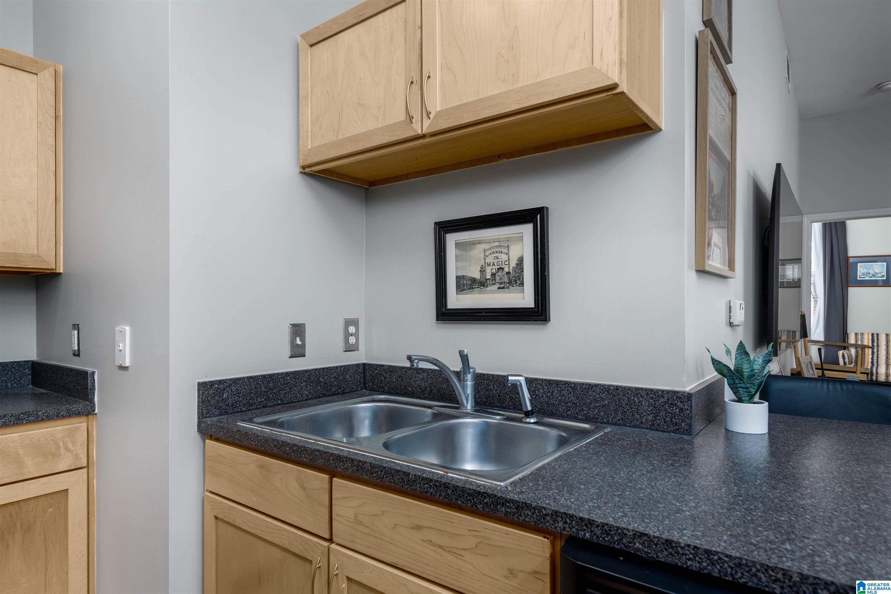 401 20th Street South, Unit 113 Birmingham, AL 35233 - Photo 9 of 34